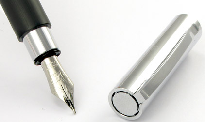 Le stylo plume Ambition R�sine de Faber-Castell - photo.