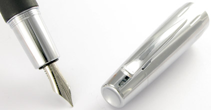 Le stylo plume E-Motion Bois de poirier Nuit et Chrome de Faber-Castell - photo 3