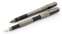 Parure stylo plume/stylo bille noir gun Skipper de Vuarnet