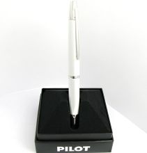 Stylo plume Blanc D�cimo Blanc Rhodium de Pilot