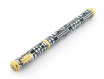 Stylo plume noir blanc S�maphore � Ines de la Fressange �