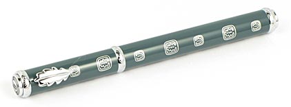 Stylo plume Logo de � In�s de la Fressange � - photo.