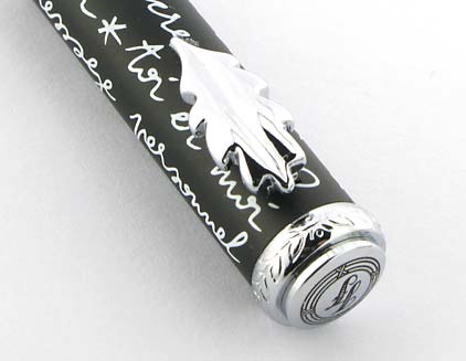 Stylo plume Message noir blanc de � In�s de la Fressange � - photo 3