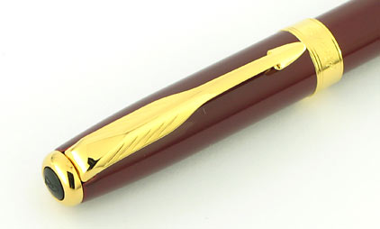 Stylo bille Sonnet Mini laqu� rouge intense attributs plaqu�s or de Parker  - photo 4