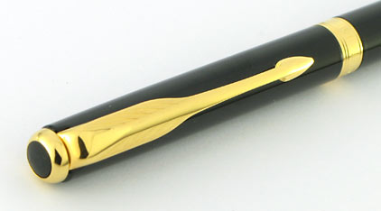 Stylo bille Sonnet Slim laqu� noir intense attributs plaqu�s or de Parker - photo 3