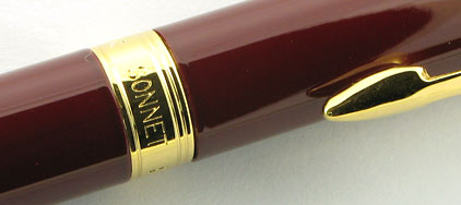Stylo bille Sonnet Slim laqu� rouge intense attributs plaqu�s or de Parker - photo 3