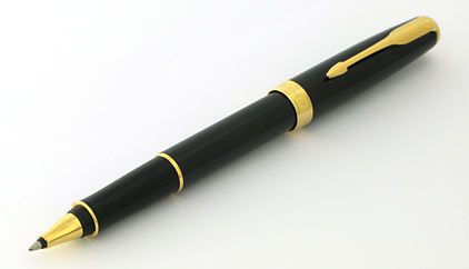 Roller Sonnet laqu� noir intense attributs plaqu�s or de Parker - photo.