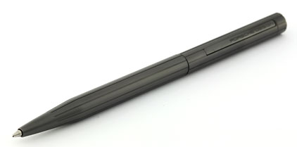 Stylo bille graphite P'3125 de Porsche Design - photo.