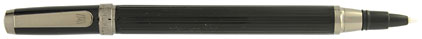 Roller noir laqu� Everest de Vuarnet, cliquez pour plus de d�tails sur ce stylo...