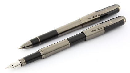 Parure stylo plume/stylo bille noir gun Skipper de Vuarnet - photo.